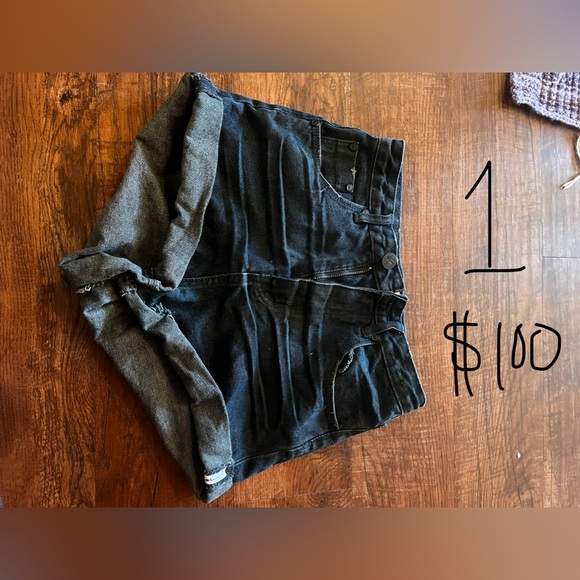 One teaspoon shorts - Picture 2 of 2